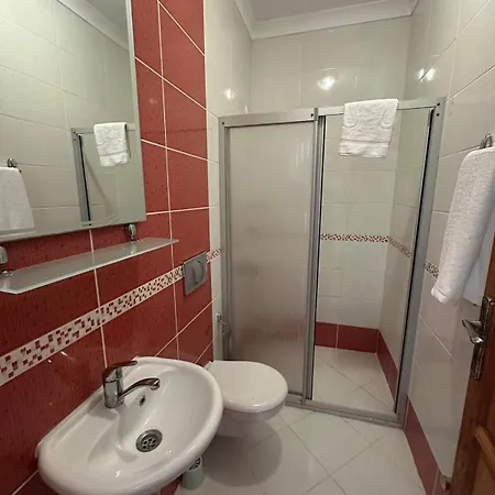 A Spacious, Comfortable And Cozy Close To The Center Of * Fethiye