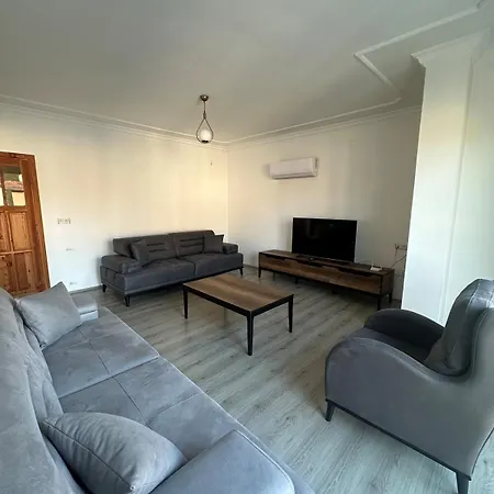 A Spacious, Comfortable And Cozy Close To The Center Of Apartment Fethiye