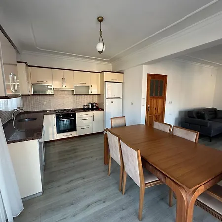 A Spacious, Comfortable And Cozy Close To The Center Of Apartment Fethiye