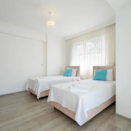 A Spacious, Comfortable And Cozy Close To The Center Of Apartment Fethiye